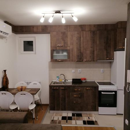 Apartman Ana Nis Bagian luar foto