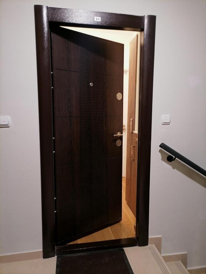 Apartman Ana Nis Bagian luar foto