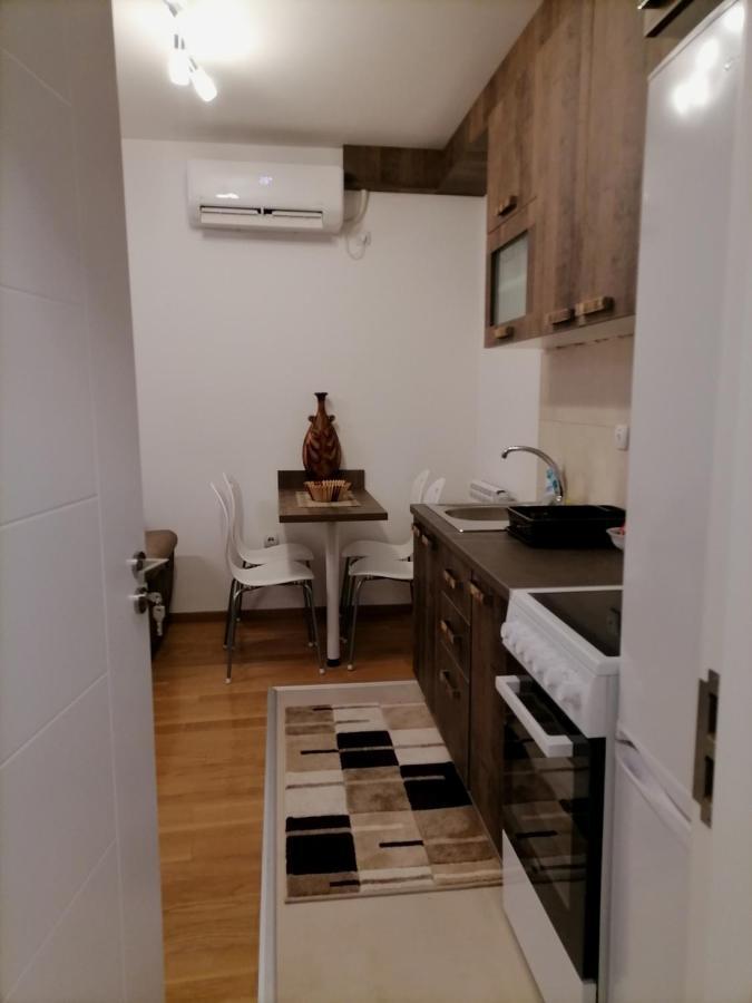 Apartman Ana Nis Bagian luar foto