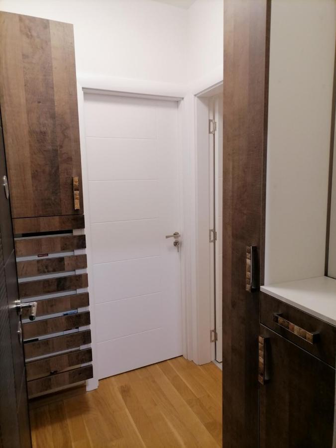 Apartman Ana Nis Bagian luar foto